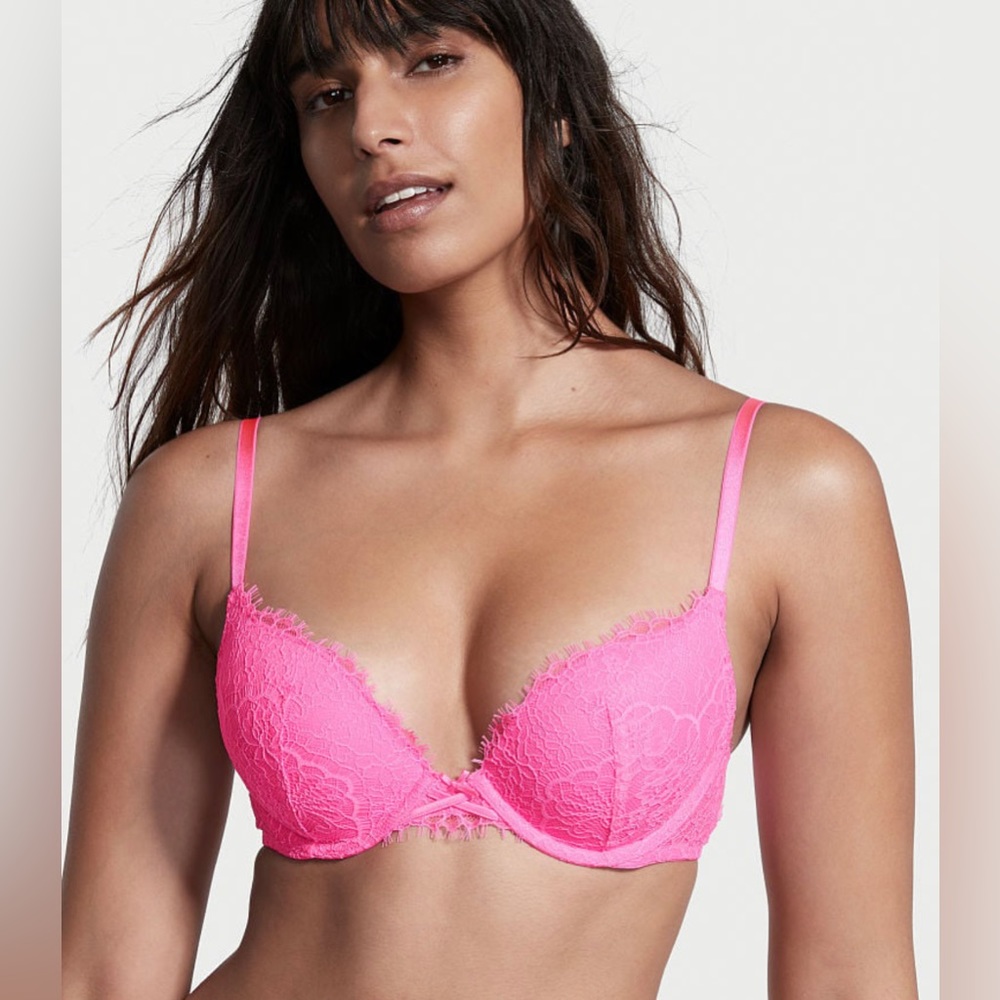 Victoria’s Secret Dream Angels Posh Up Bra.